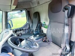 DAF LF 210 Fleischerhacken-Automatik-Carrier