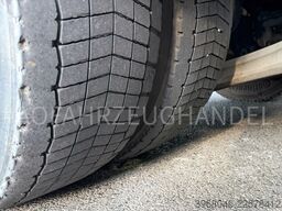 DAF LF 210 Fleischerhacken-Automatik-Carrier