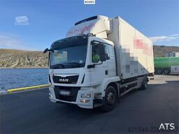 MAN TGM 18.290 4x2 box truck w/refrigerator, freezer a