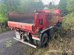 Iveco Trakker 500E6 6x4 Tipper.