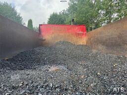 Iveco Trakker 500E6 6x4 Tipper.