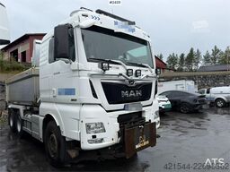 MAN TGX 26.580 6x4 snow plow equipped tipper truck