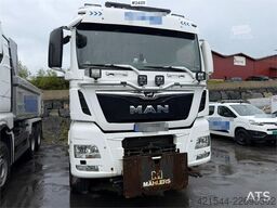 MAN TGX 26.580 6x4 snow plow equipped tipper truck