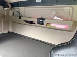 MAN TGX 26.580 6x4 snow plow equipped tipper truck