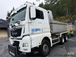 MAN TGX 26.580 6x4 snow plow equipped tipper truck