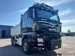 MAN TGX 33.580 6x4 Snow Plow-Equipped Tipper Truck