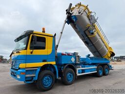 MERCEDES-BENZ Actros 4140 8x4 KOKS MEGAVAC 8000 ADR Dry Vac