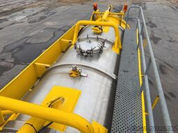 MERCEDES-BENZ Actros 4140 8x4 KOKS MEGAVAC 8000 ADR Dry Vac