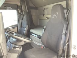 MAN TGX 18.560 LL SA 4x2 PowerLion D30 ACC