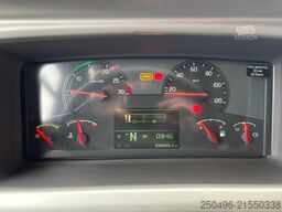 Volvo B8R 9500 4x2 AC / AUXILIARY HEATING / WC / WHEE...