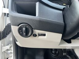 Volkswagen Transporter Kombi 2.0 TDI L1H1 BTW EN BPM VRIJ!...