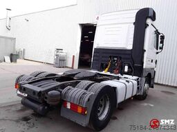 Mercedes Actros 1841