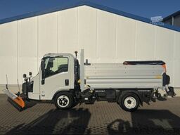 ISUZU M21  Kipper GG 3.5 t mit Winterdienstausr.