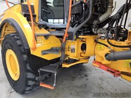 VOLVO A25G
