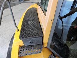 VOLVO A40F