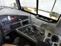 VOLVO A40F