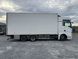 MAN TGX 24.440 XXL Carrier 7m LBW 3 to AHK