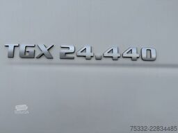 MAN TGX 24.440 XXL Carrier 7m LBW 3 to AHK