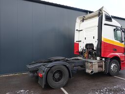 Mercedes-Benz Actros 1942 tractor unit