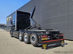 Scania T580 8x4*4 / TORPEDO / HOOKLIFT / ABROLKIPPER