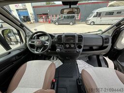 BÜRSTNER Limited T 727 G Hubbett, Markise, SAT/TV, Radio