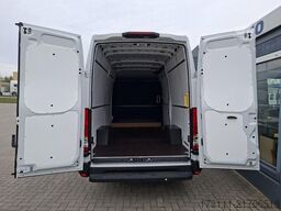 IVECO Daily 35S14V RS 3520L / Klima / Bluetooth / RFK