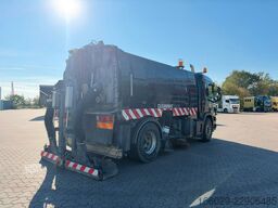 SCANIA P94 GB 4x2 NA 230 Kehrmaschine