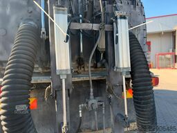 SCANIA P94 GB 4x2 NA 230 Kehrmaschine