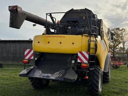 New Holland CR 9070