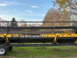 New Holland CR 9070