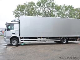 Mercedes-Benz Antos 2135 4X2 2018 BOX 9m + HEATING