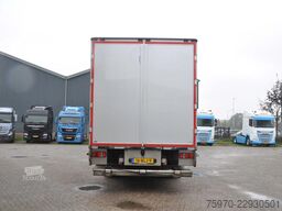 Mercedes-Benz Antos 2135 4X2 2018 BOX 9m + HEATING