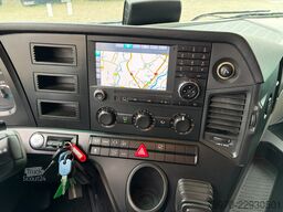Mercedes-Benz Antos 2135 4X2 2018 BOX 9m + HEATING