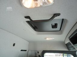 Mercedes-Benz Antos 3240 8x2 / Tajfun 5T crane / Farid