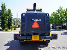 Hyundai HL940A articulated loader / year 2021 /