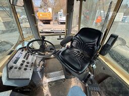 HAMM DV 08 Super Walze 12 Ton *Vibrator *Streuer