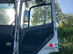 DAF CF 370 FA LUCHTVERING BEIDE ASSEN