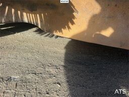 Volvo FM500 sweeper truck 6x2 with Beam S 12000 and a br