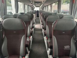 MAN R09 Lion?s Coach C