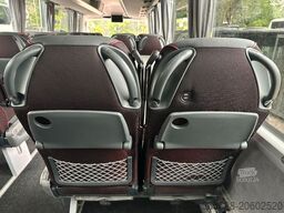 MAN R09 Lion?s Coach C