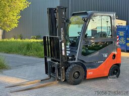 Carrello elevatore Toyota TOYOTA TONERO 18 - 42-8FDF18 - Diesel