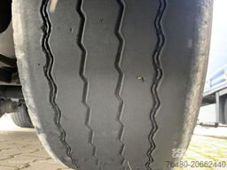 Schmitz Cargobull Schiebeplane Mega