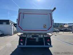 SCHMITZ CARGOBULL SKI S3D 24 SL 8.2 Stahlrund 31,9 m3 Liftachse