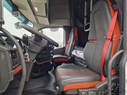 Volvo FH 16.780 8x4*4 Globetrotter XL - 245T GCW - Ne...