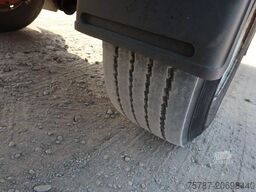 RENDERS Baustoffpritsche Rollkran Kennis 14 aus 2010