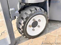 Combilift C3000CB / GAS / TRIPLEX / 4900MM / 4807H