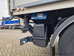 WEB-TRAILER PRASQ 18 / Ladebordwand