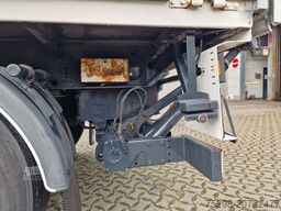 WEB-TRAILER PRASQ 18 / Ladebordwand