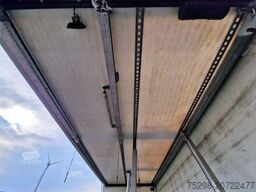 WEB-TRAILER PRASQ 18 / Ladebordwand