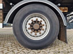 WEB-TRAILER PRASQ 18 / Ladebordwand